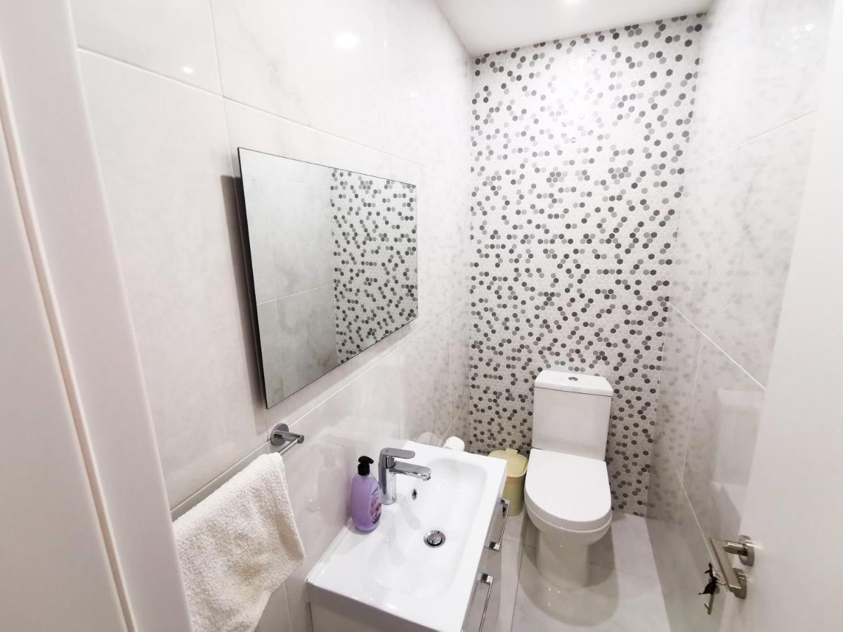 Sunny Daze Seaview Apartment Larnaca Exterior photo
