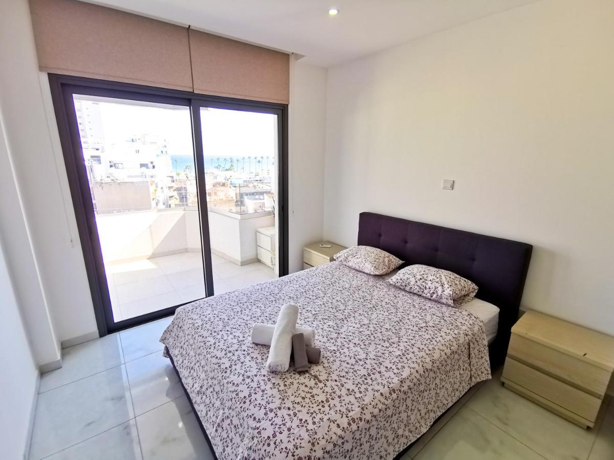 Sunny Daze Seaview Apartment Larnaca Exterior photo